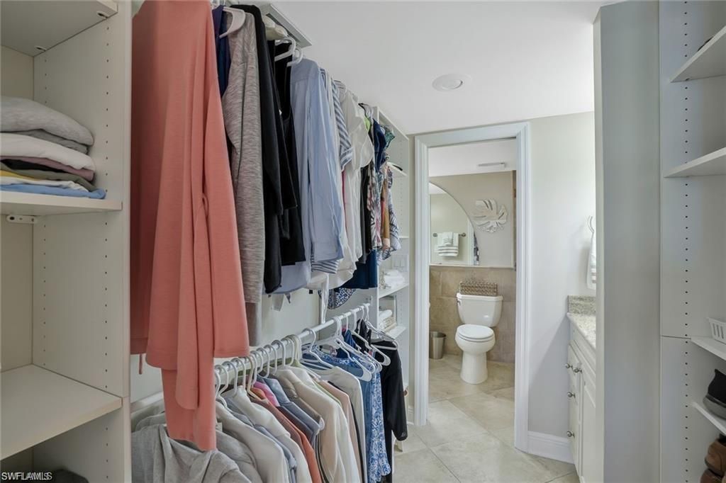 5 Bluebill Ave, Unit 812, Naples, FL 34108 Photo