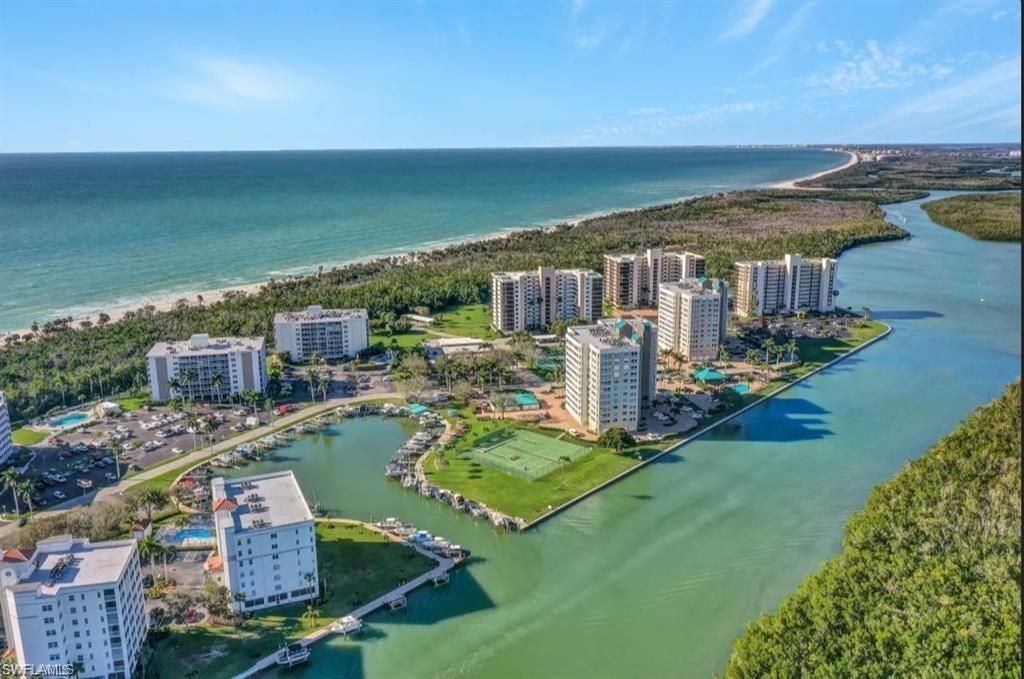 5 Bluebill Ave, Unit 812, Naples, FL 34108 Photo