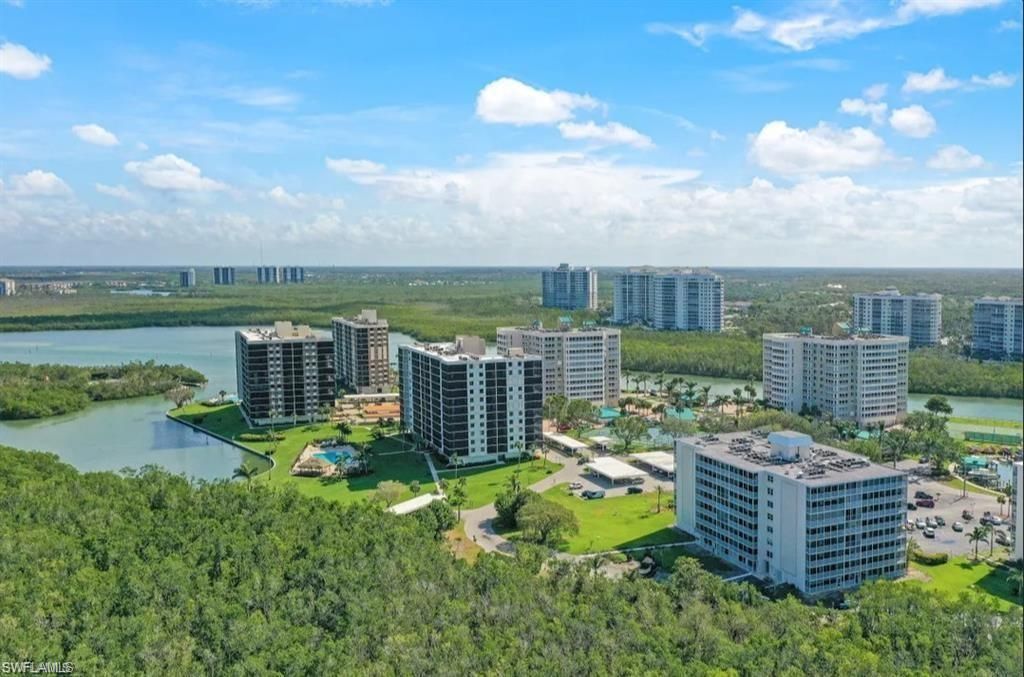 5 Bluebill Ave, Unit 812, Naples, FL 34108 Photo