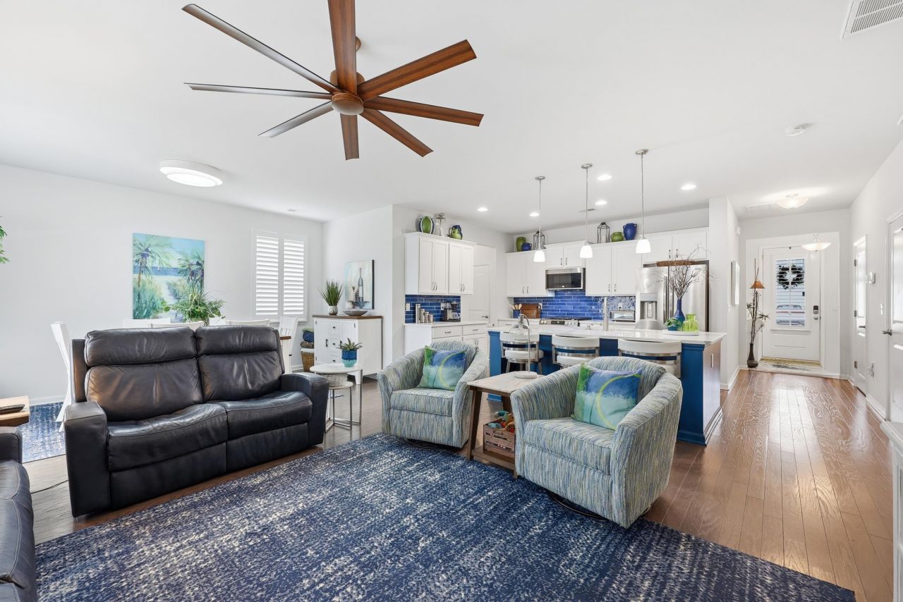 1220 Wind Swept Ct. Photo 3