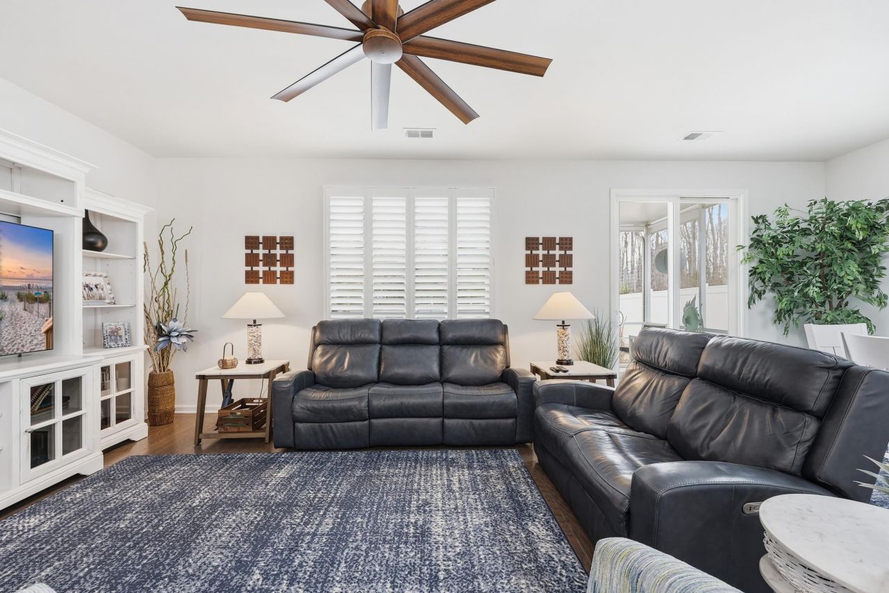 1220 Wind Swept Ct. Photo 5