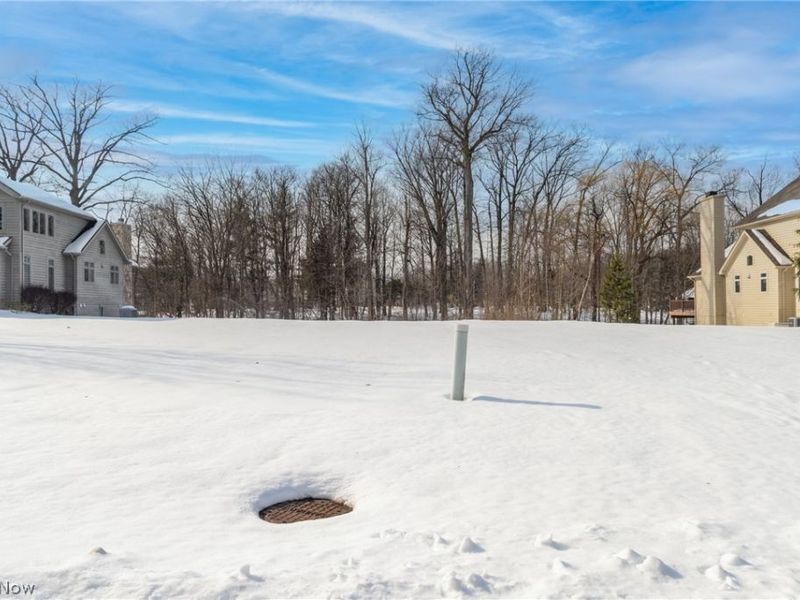 1906 Woodbrook Lane, Lyndhurst, OH 44122 Photo 3
