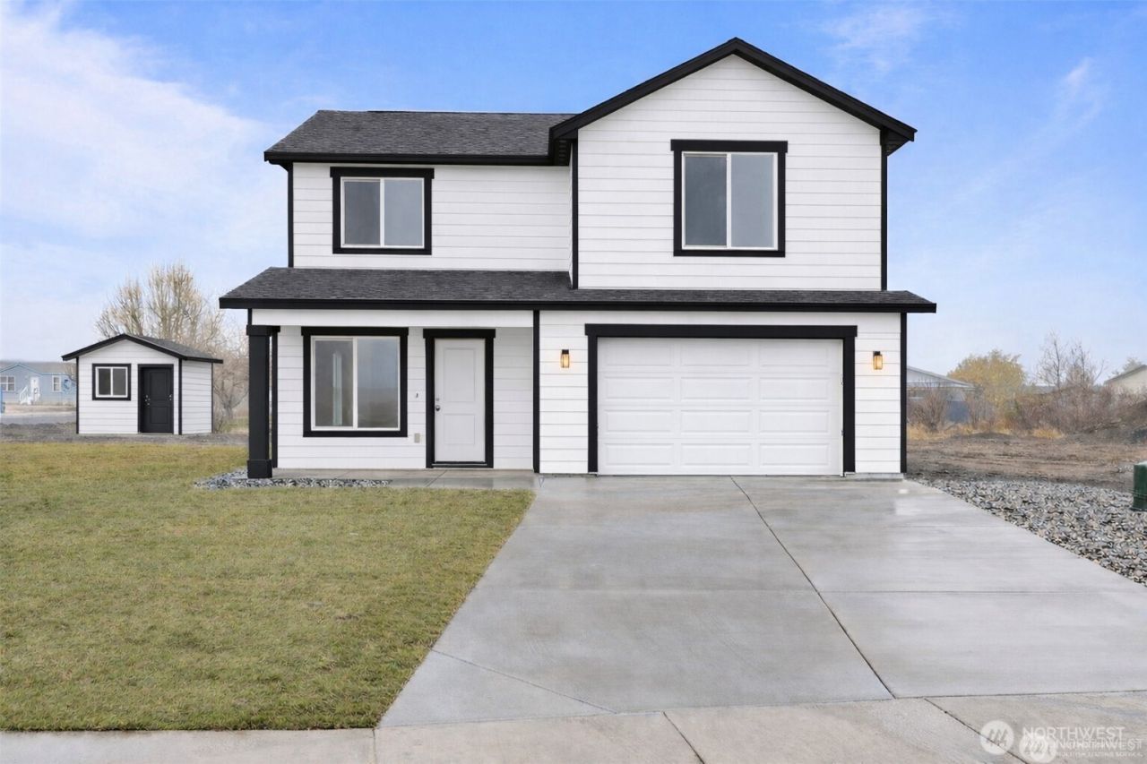 925 La Vista Drive, Warden, WA 98857 Main Photo