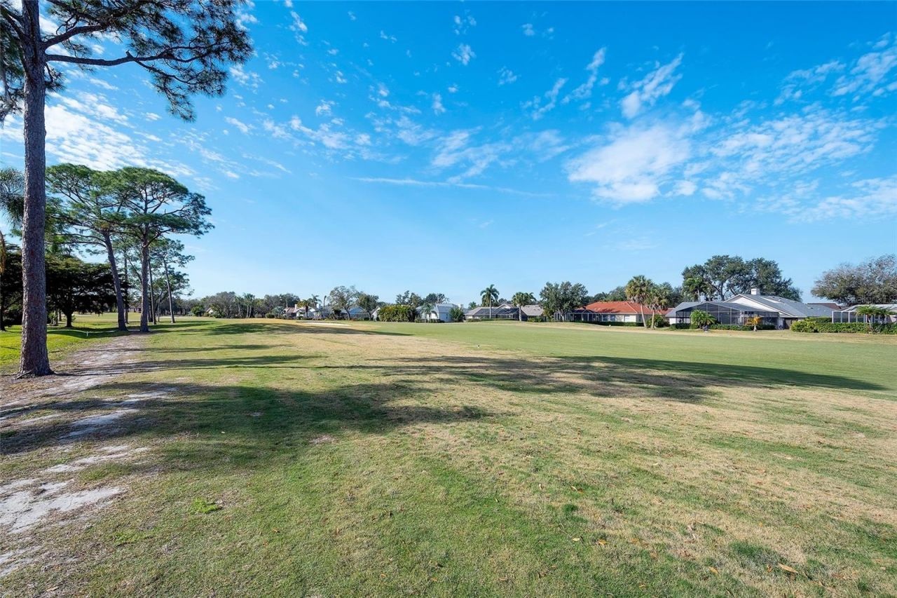 6291 Timber Lake Drive, Unit I4, Sarasota, FL 34243 Photo