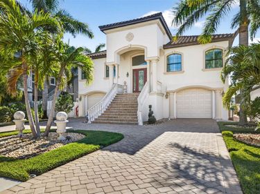 105 WIMBLEDON COURT, REDINGTON SHORES, FL 33708