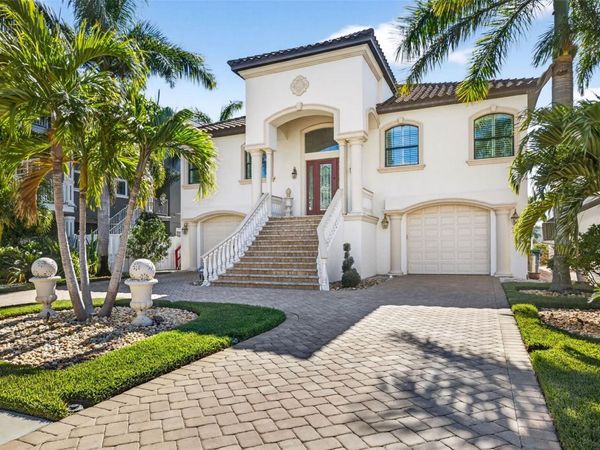 105 WIMBLEDON COURT, REDINGTON SHORES, FL 33708