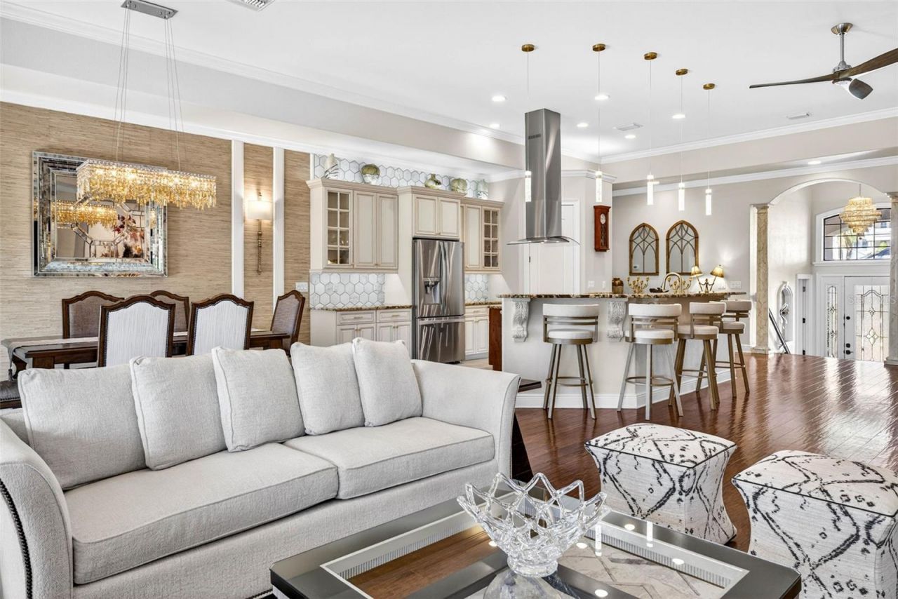 105 Wimbledon Court, Redington Shores, FL 33708 Photo