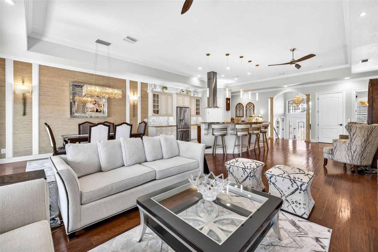 105 Wimbledon Court, Redington Shores, FL 33708 Photo