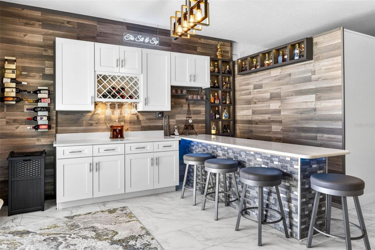 105 Wimbledon Court, Redington Shores, FL 33708 Photo