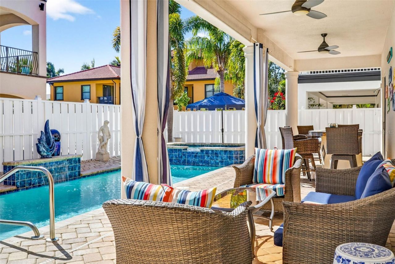 105 Wimbledon Court, Redington Shores, FL 33708 Photo