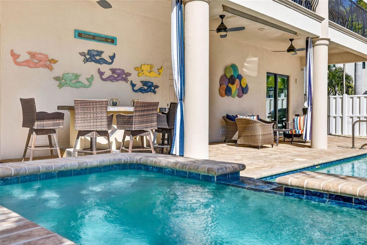 105 Wimbledon Court, Redington Shores, FL 33708 Photo