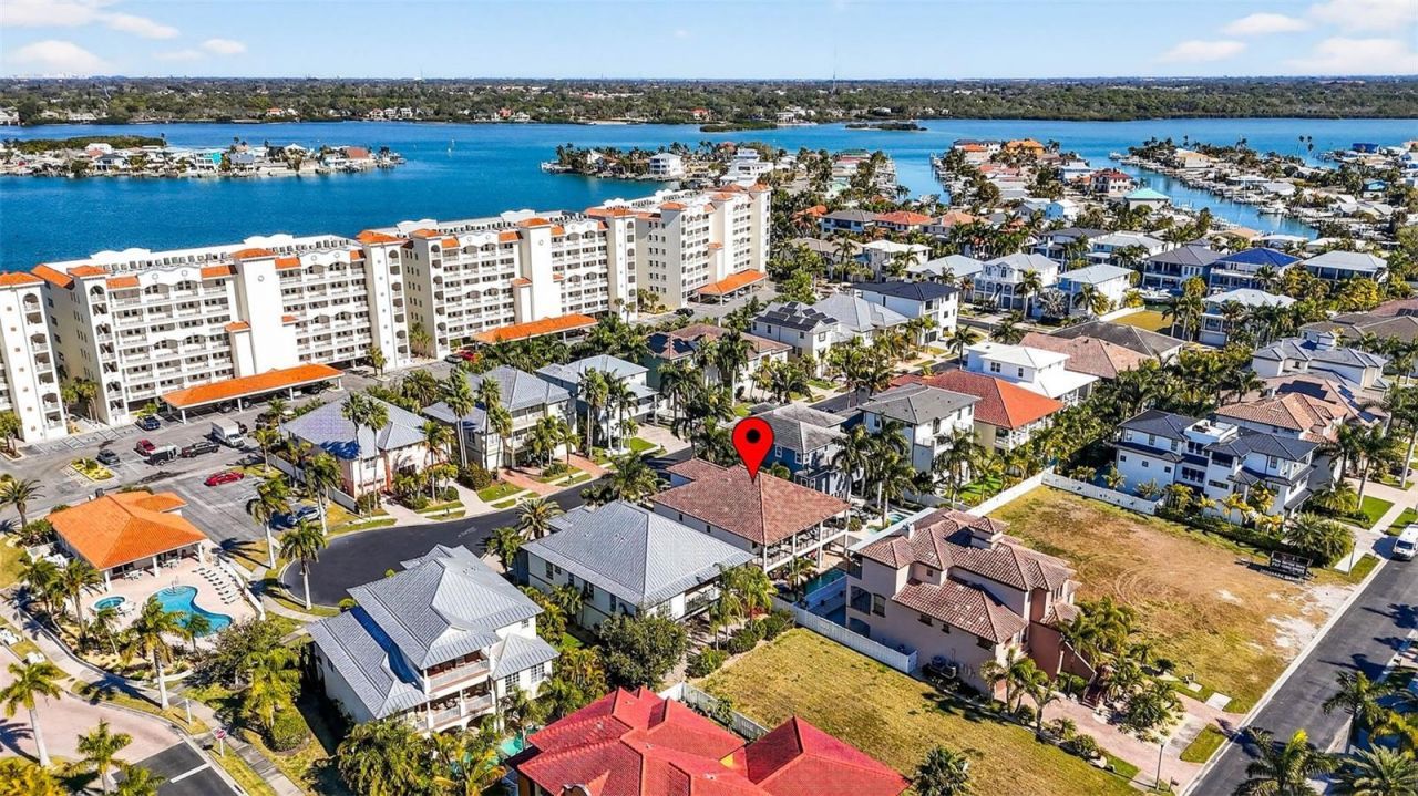 105 Wimbledon Court, Redington Shores, FL 33708 Photo