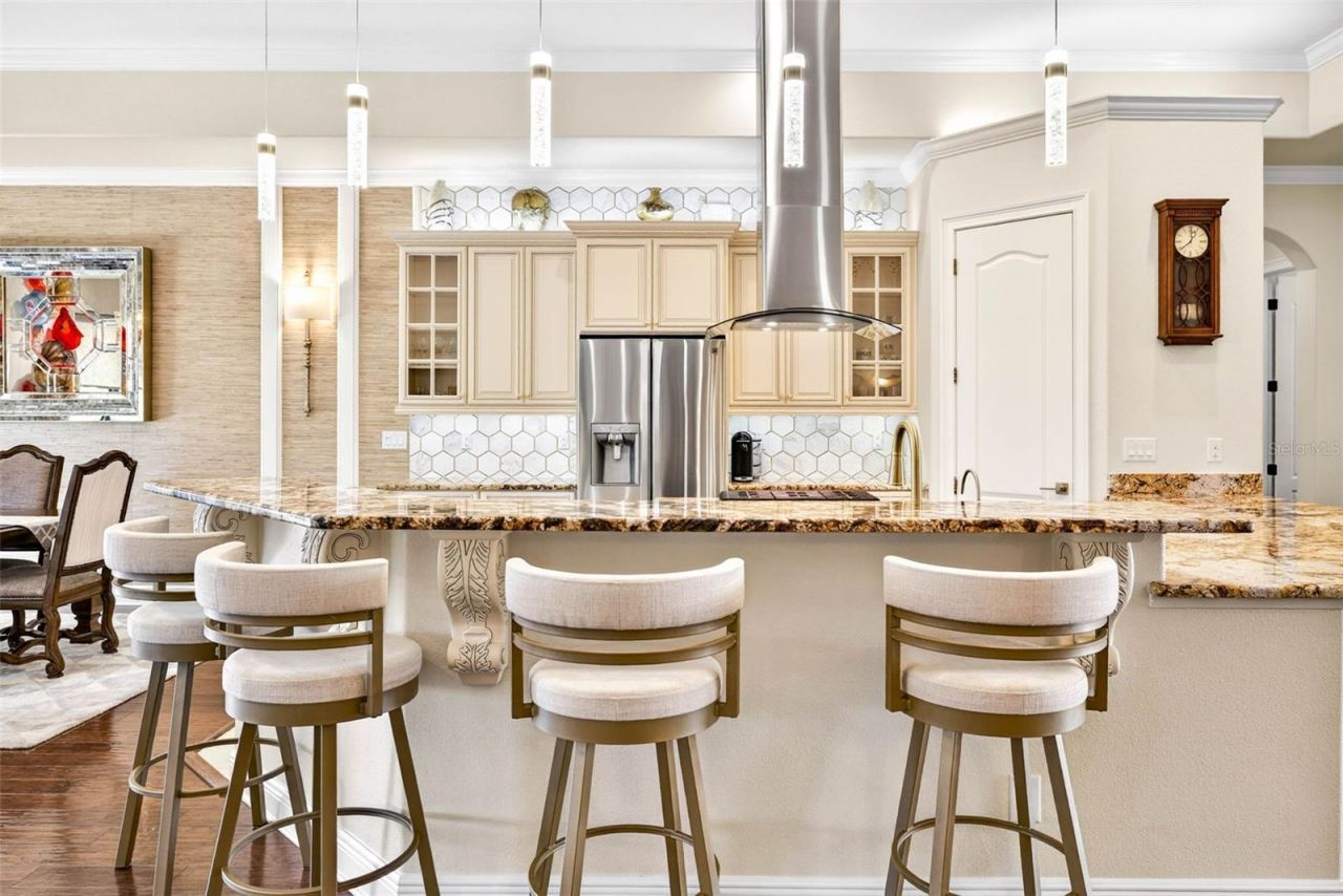 105 Wimbledon Court, Redington Shores, FL 33708 Photo