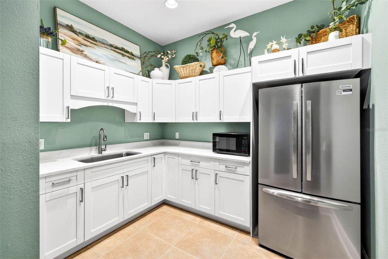 105 Wimbledon Court, Redington Shores, FL 33708 Photo