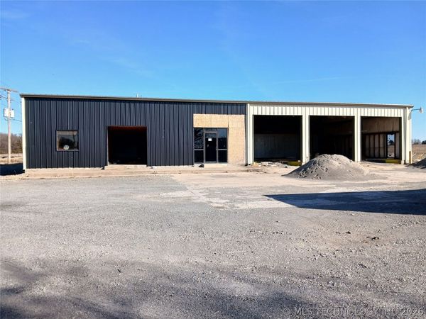 401 SW 15th Street , Wagoner, OK 74467