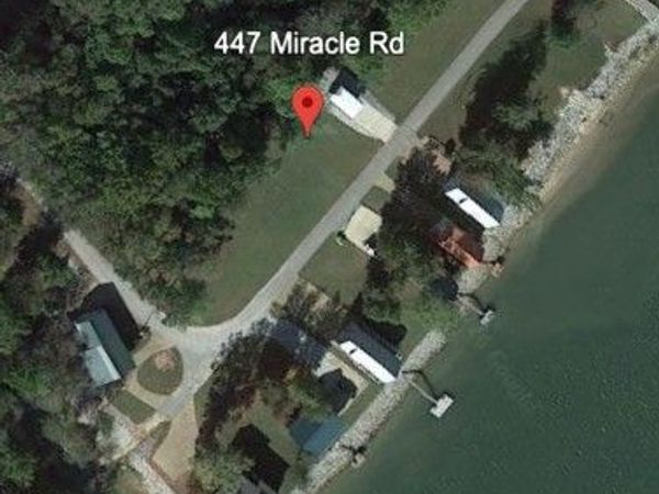 447 Miracle Road, Decaturville, TN 38329
