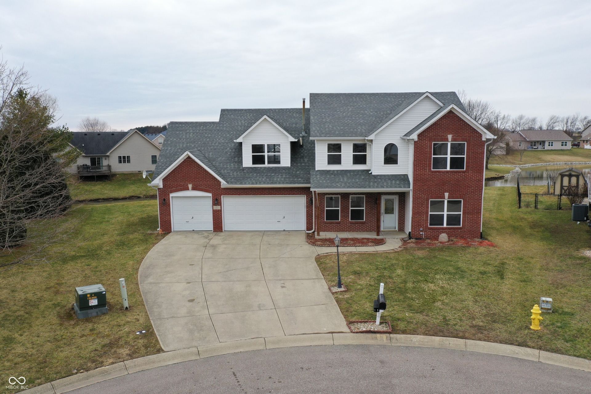 54 Spring Lake Court, Trafalgar, IN 46181 Main Photo