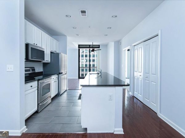 3040 Peachtree Road, Unit 1501, Atlanta, GA 30305