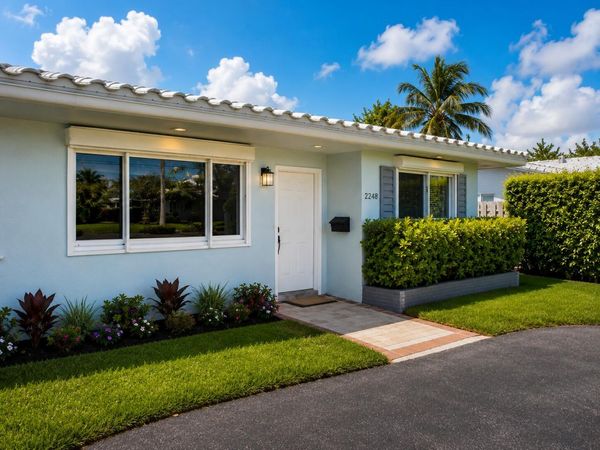 2248 NE 37th Street, Lighthouse Point, FL 33064