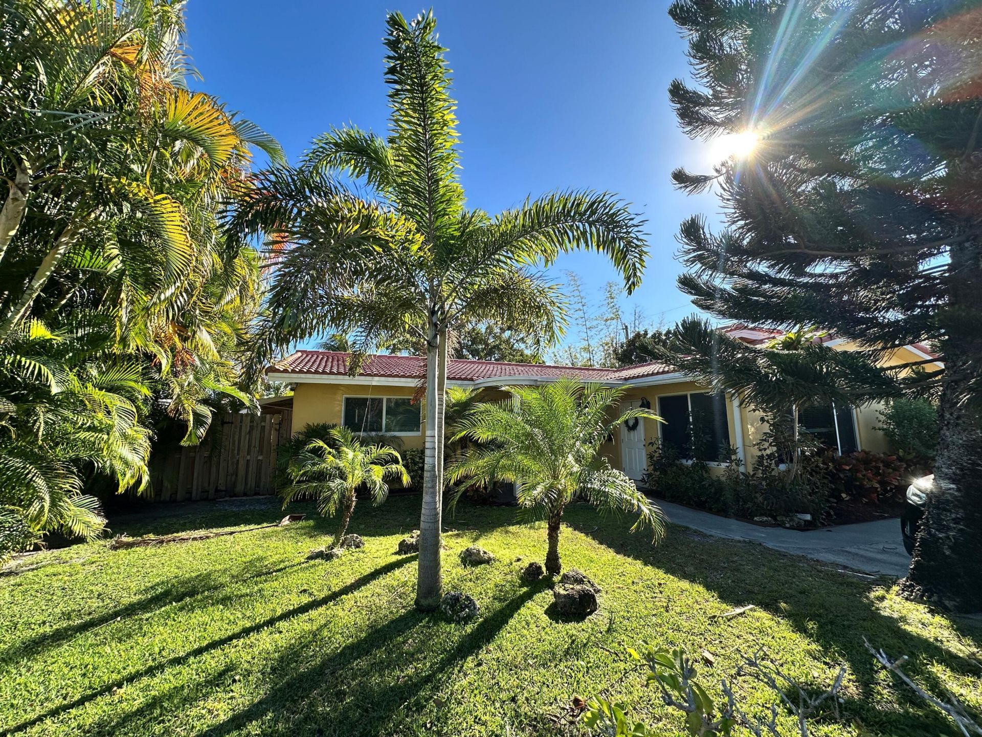 2210 NE 36th Street, Unit A&b, Lighthouse Point, FL 33064 Photo