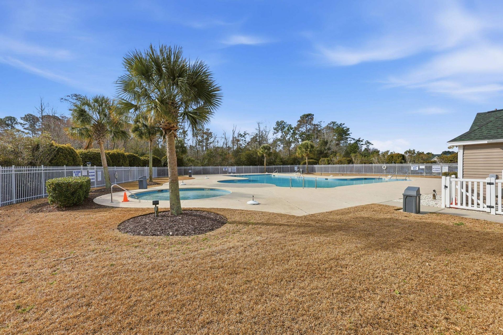 152 Chenoa Dr. Photo 21