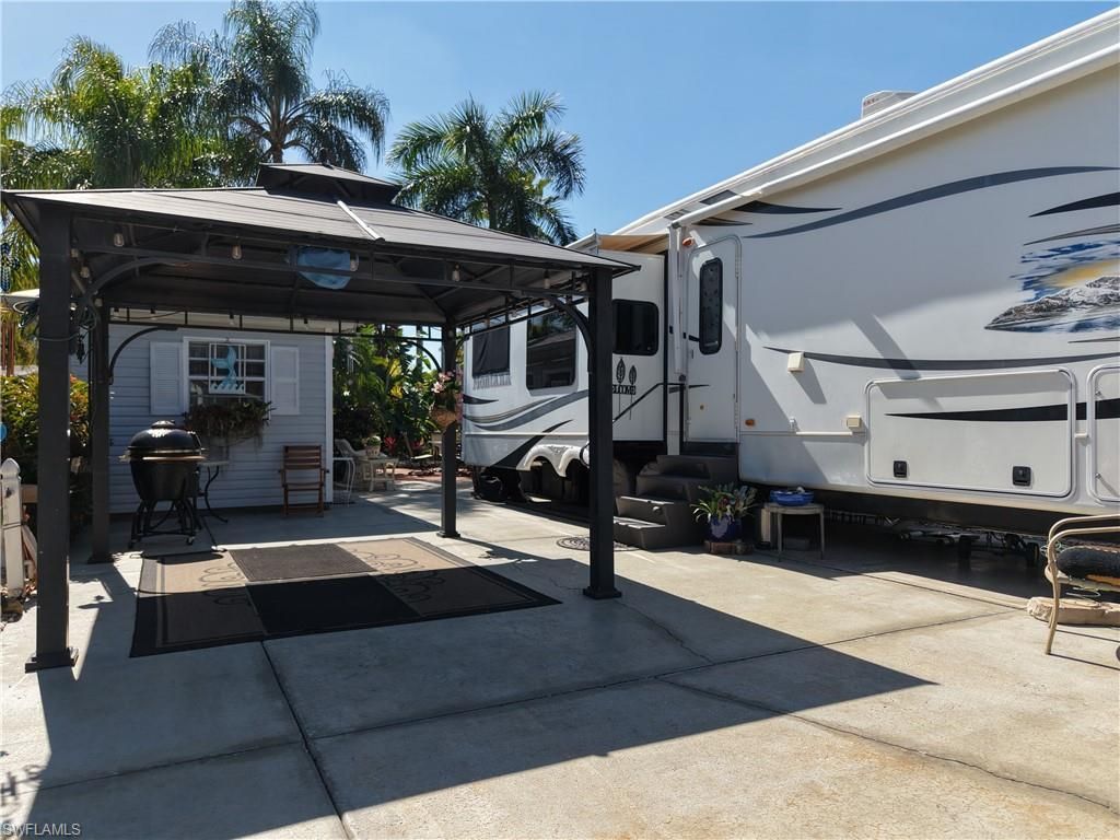 10030 Willowood Dr, Fort Myers, FL 33905 Photo