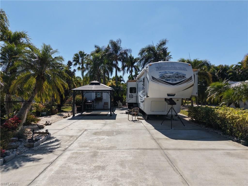 10030 Willowood Dr, Fort Myers, FL 33905 Photo