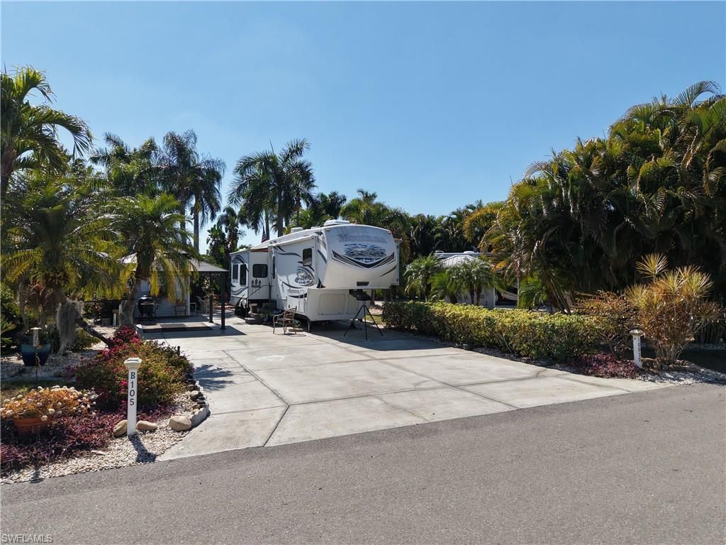 10030 Willowood Dr, Fort Myers, FL 33905 Photo