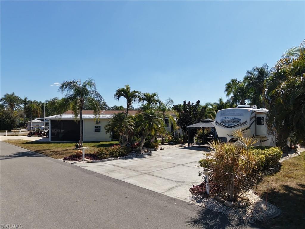 10030 Willowood Dr, Fort Myers, FL 33905 Photo