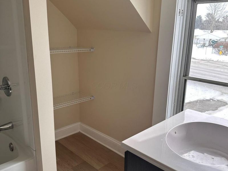 15487 Main SE, Brownsville, OH 43721 Photo 6