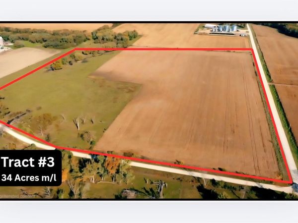 1655 Asherton Ave , Charles City, IA 50616