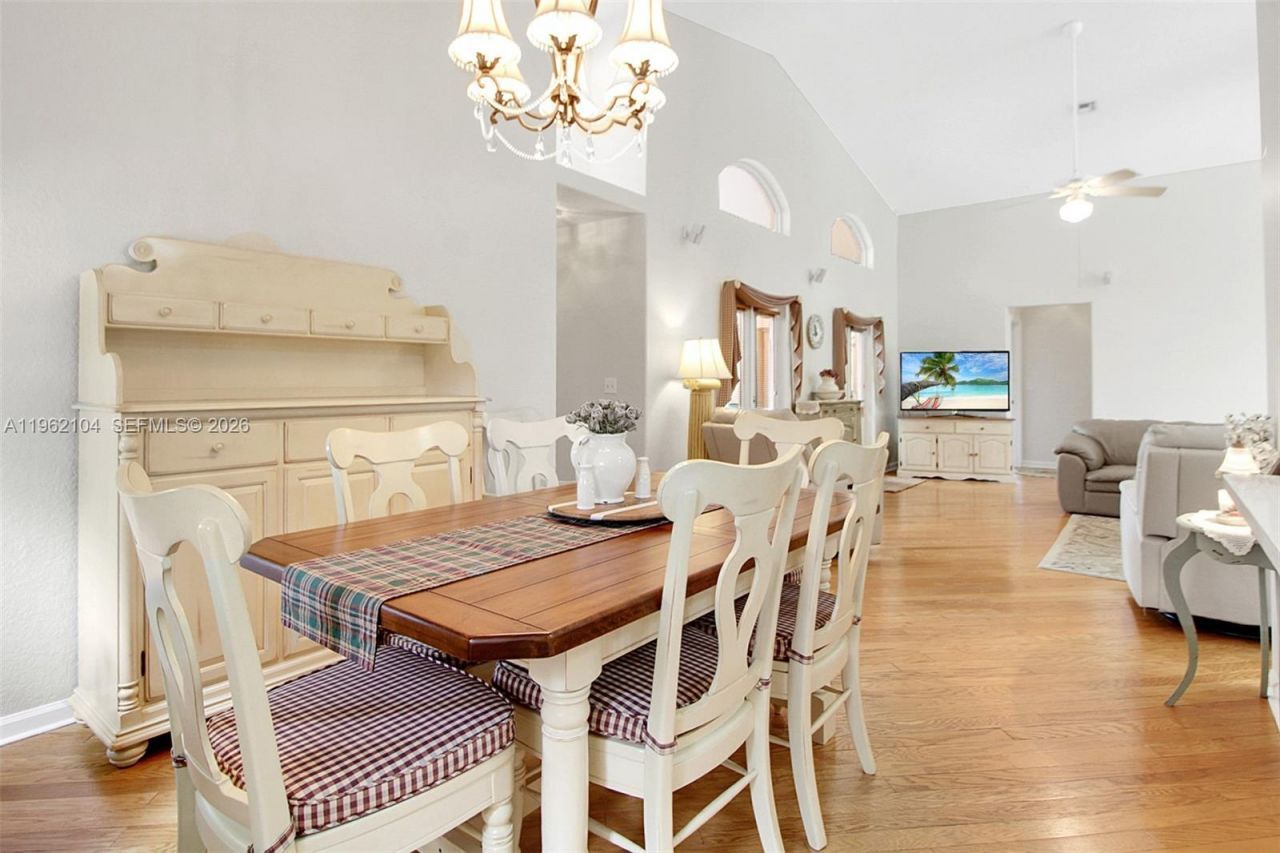 14481 SW 20th St , Davie, FL 33325 Photo