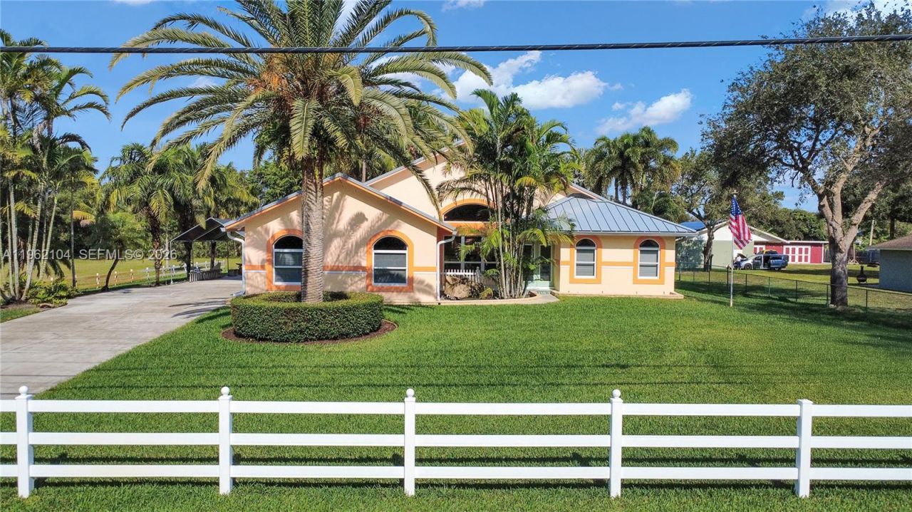 14481 SW 20th St , Davie, FL 33325 Photo