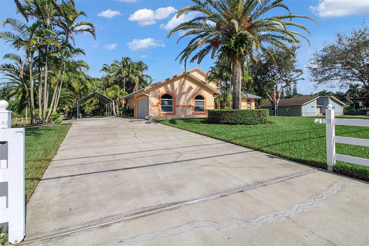 14481 SW 20th St , Davie, FL 33325 Photo