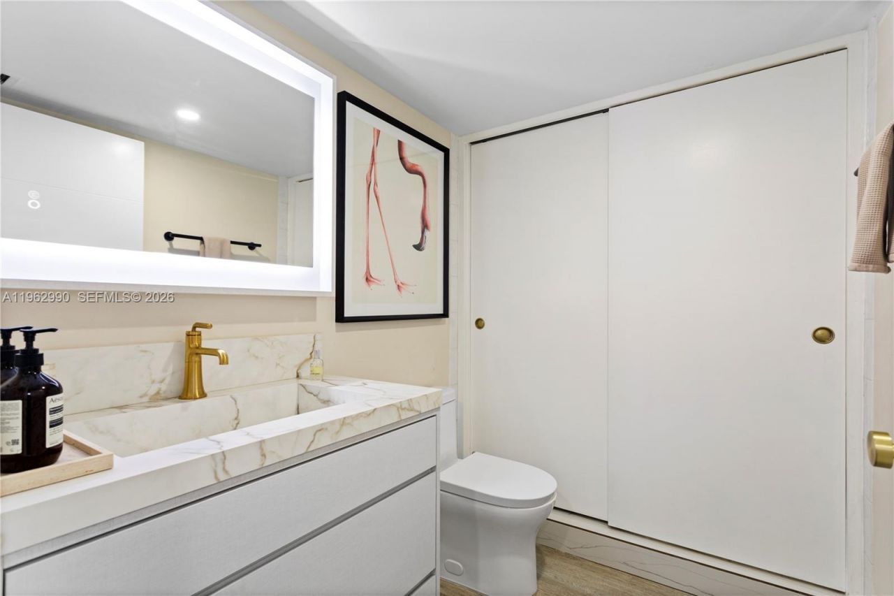 1688 West Ave , Unit PH-04, Miami Beach, FL 33139 Photo