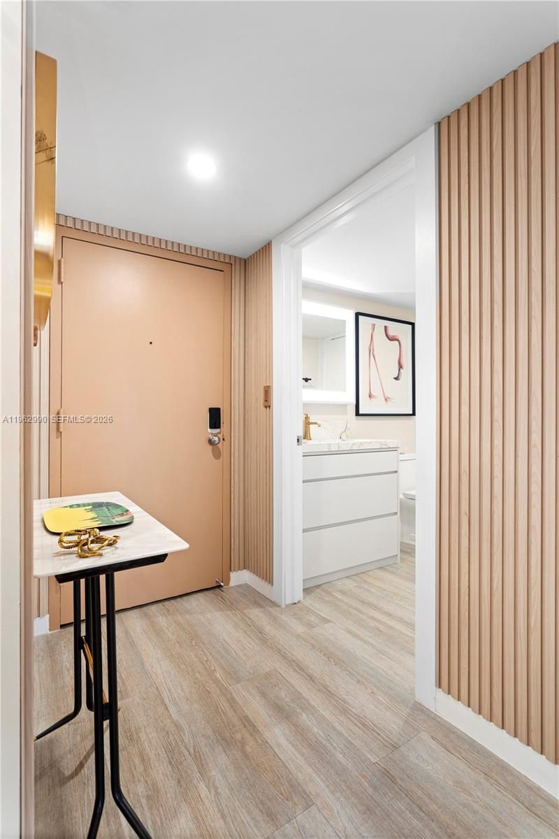 1688 West Ave , Unit PH-04, Miami Beach, FL 33139 Photo