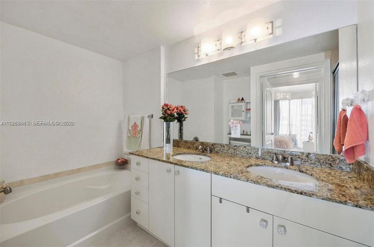 1830 Radius Dr, Unit 1022, Hollywood, FL 33020 Photo