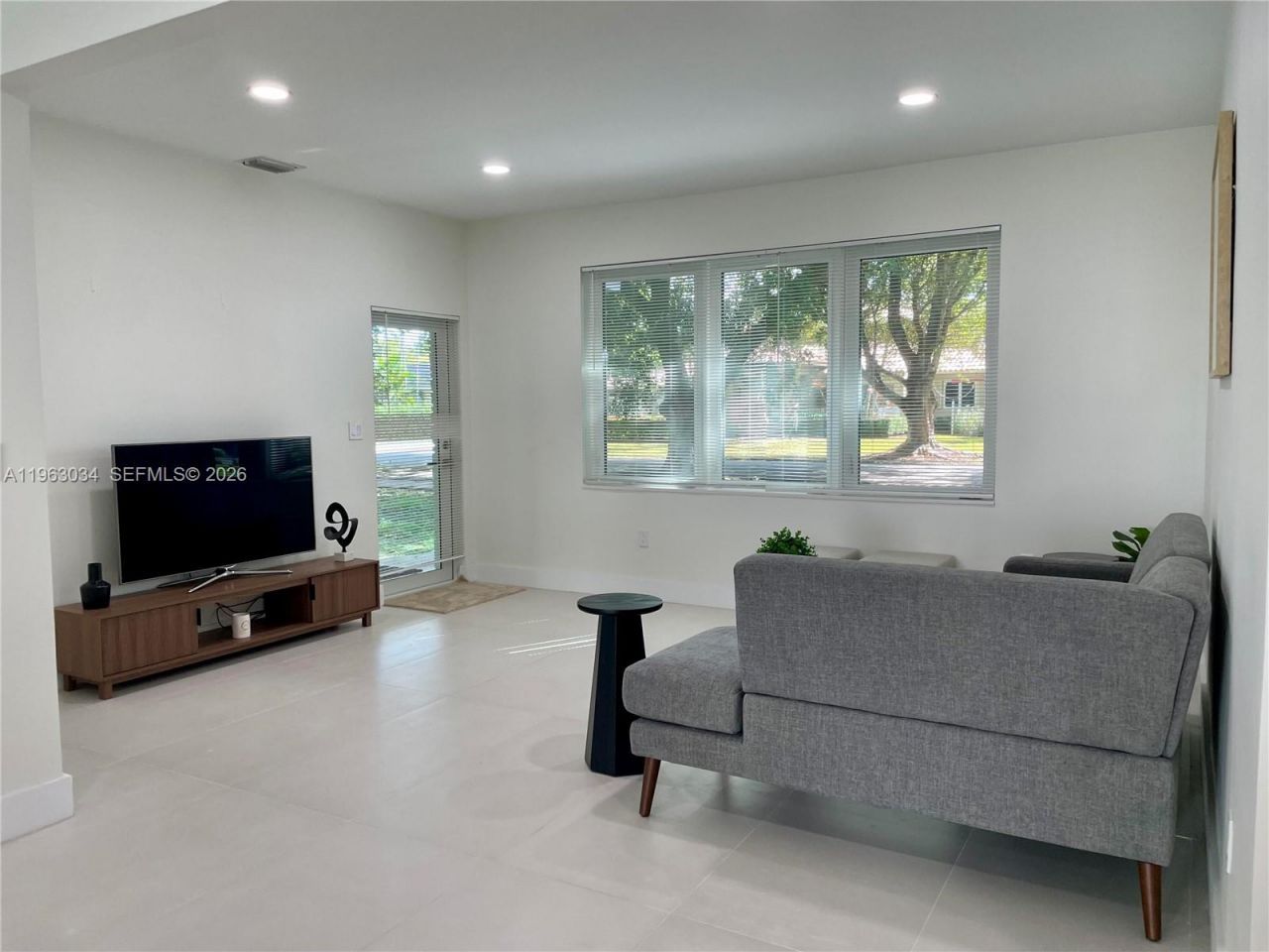 5352 Orduna Dr, Coral Gables, FL 33146 Photo