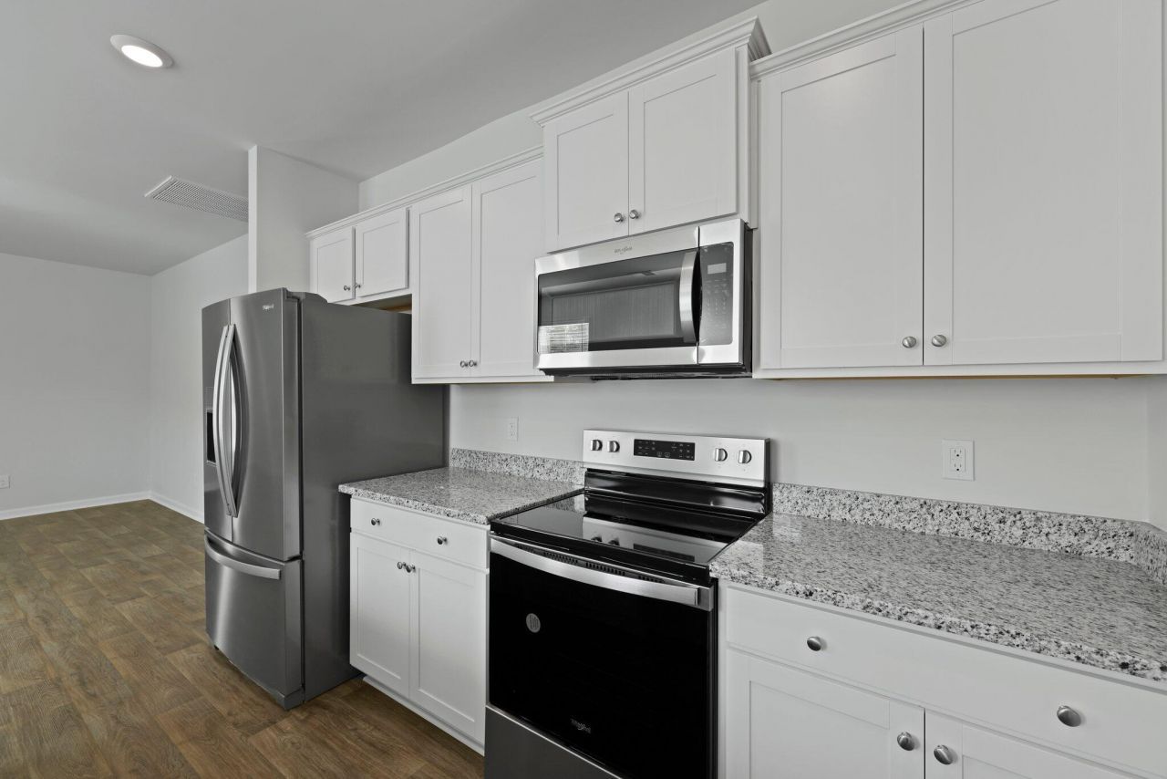 3964 Aberfeldy Lane Photo 17