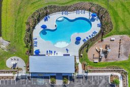 3964 Aberfeldy Lane photo 4