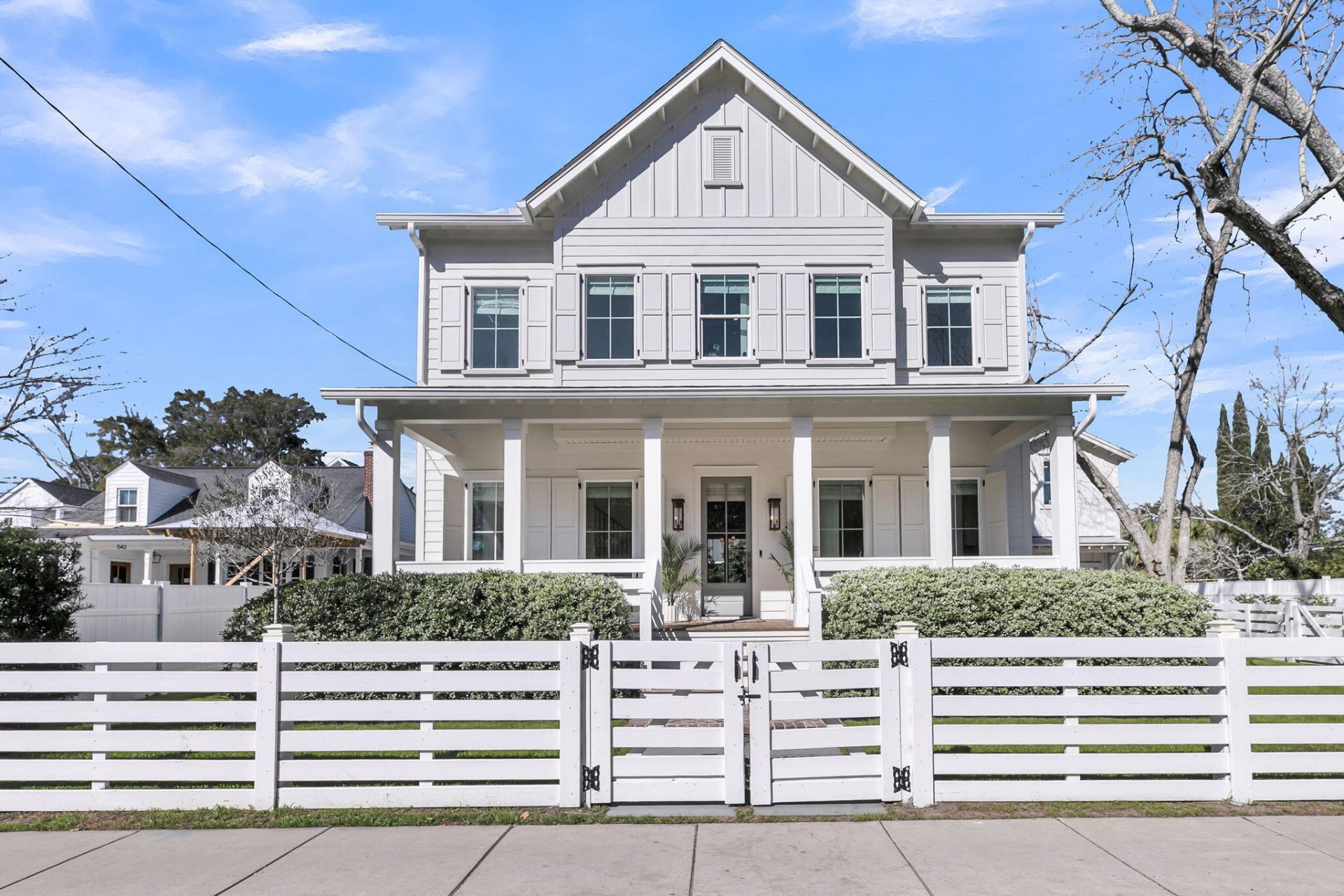 546 Center Street Photo 12
