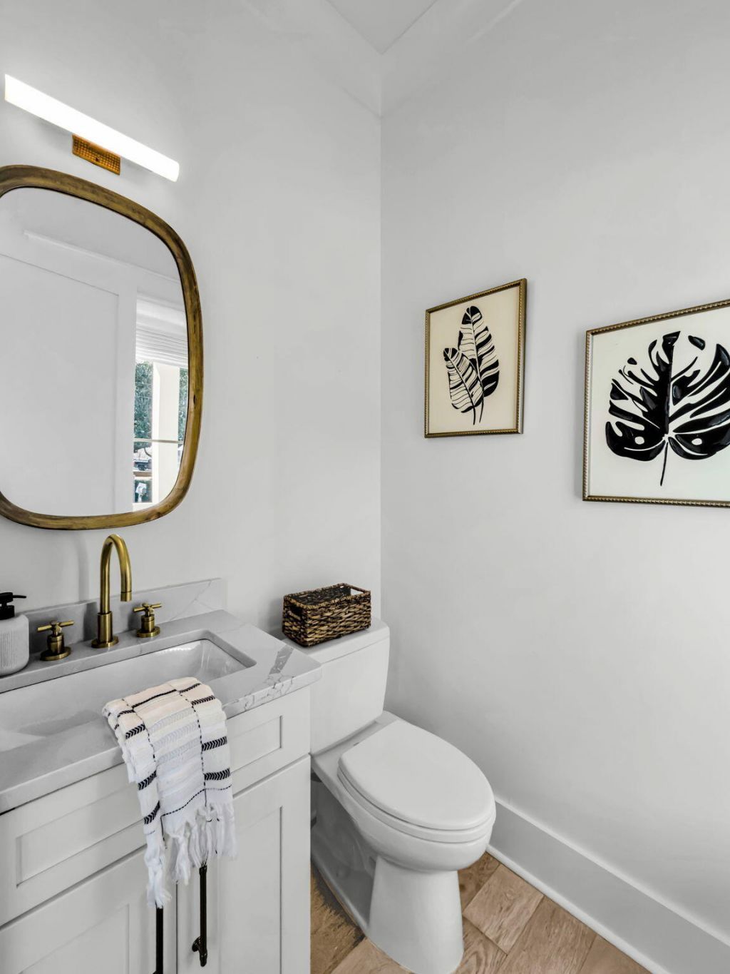 546 Center Street Photo 21