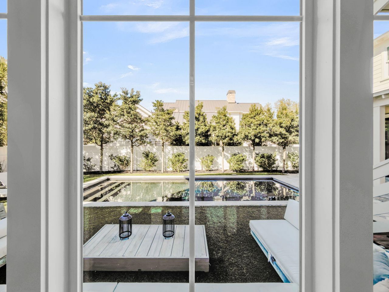 546 Center Street Photo 52