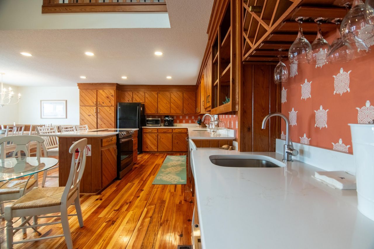 3603 Bay Point Drive Photo 6