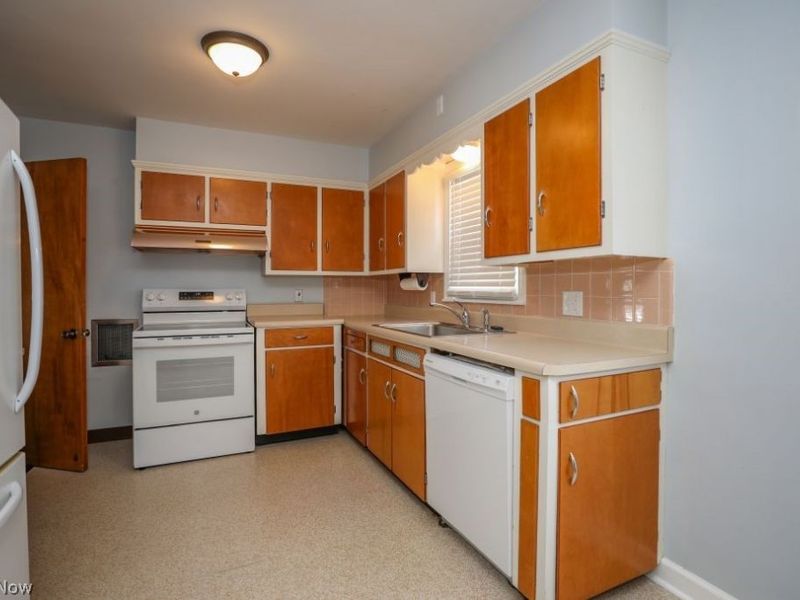 542 Sheldon Street, Ravenna, OH 44266 Photo 16