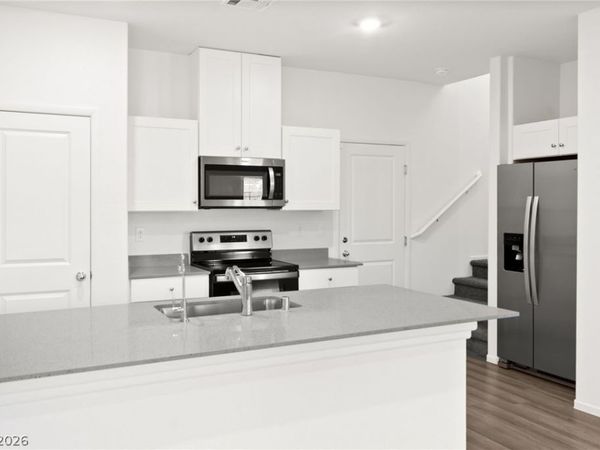 491 Waterfall Cove Court, Henderson, NV 89002