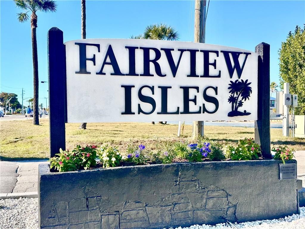 22 Bayview Blvd, Fort Myers Beach, FL 33931 Photo