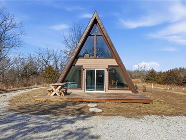 31396 W 152nd St Street, Excelsior Springs, MO 64024