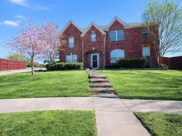 3318 Chapelwood Drive, Sunnyvale, TX 75182