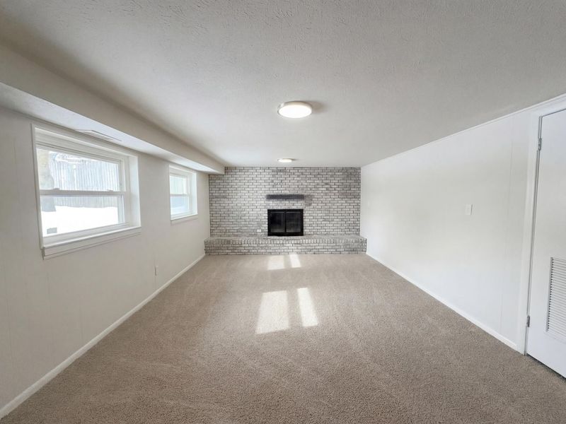 3859 Briggs Road, Columbus, OH 43228 Photo 10